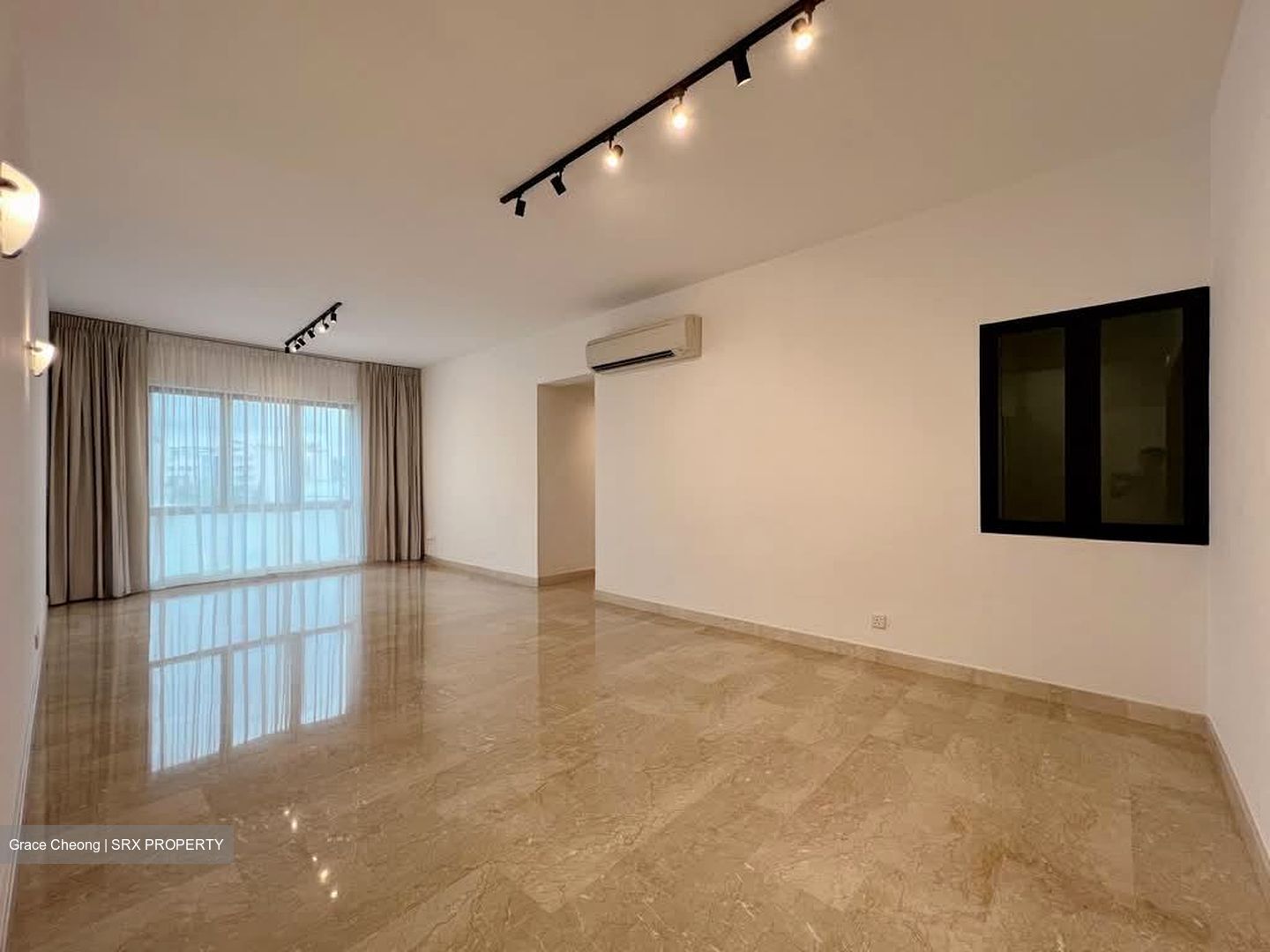 Simsville (D14), Condominium #557553971